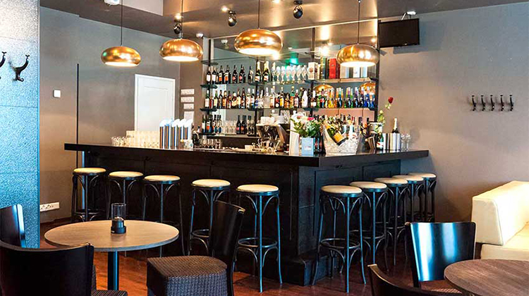 Bar Bertel - varaa Venuu.fi:stä