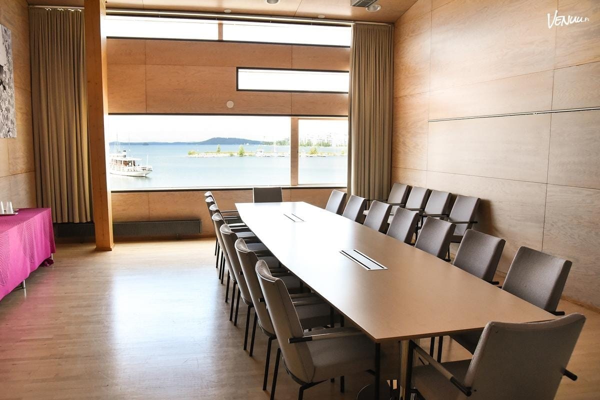 Katso nämä 9 kokoustilaa Lahdessa inspiroivaan päivään