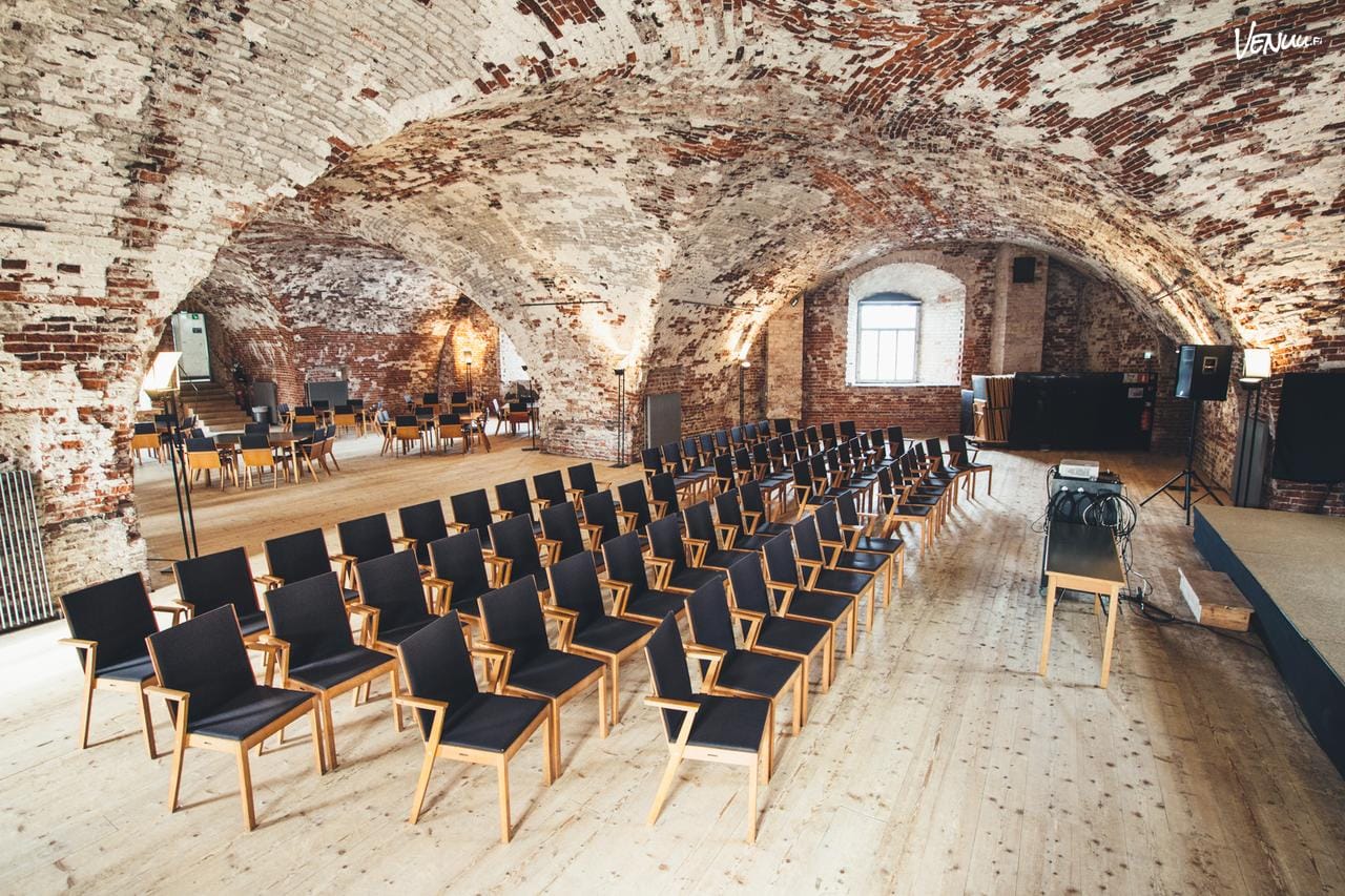 Merellinen kokoustila Helsinki – 12 upeaa paikkaa tapaamisiin