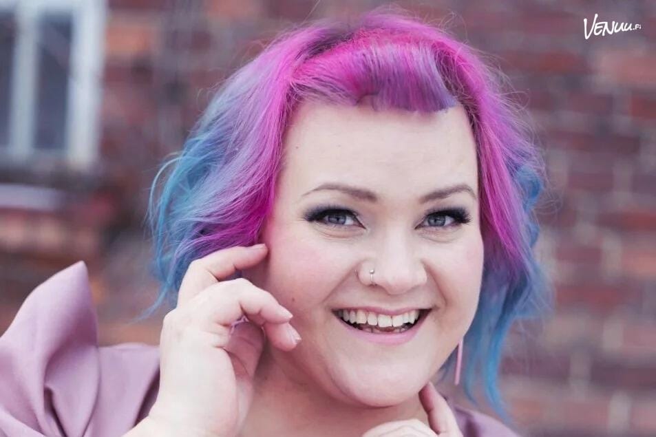 9 juontajaa tapahtumaan, jotka tekevät tilaisuudesta sujuvan