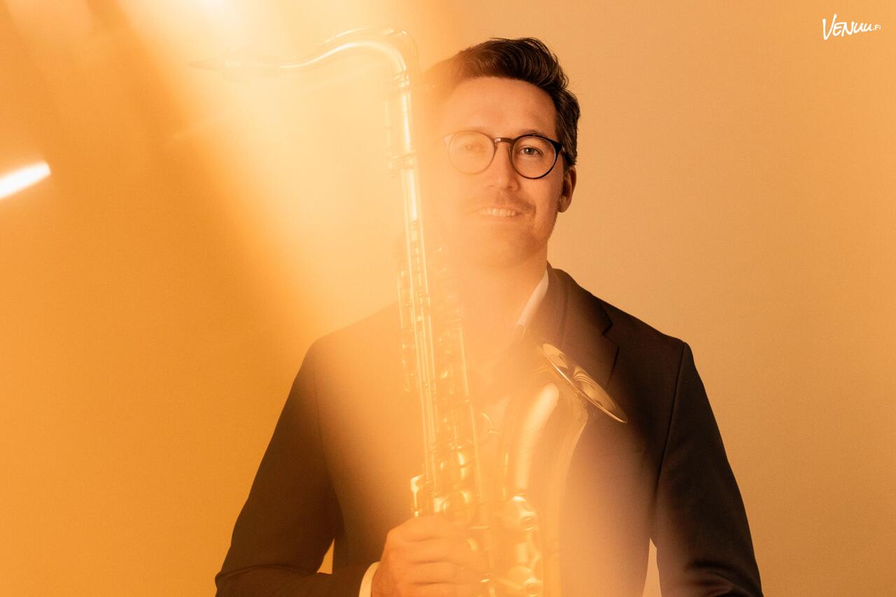 9 juontajaa tapahtumaan, jotka tekevät tilaisuudesta sujuvan