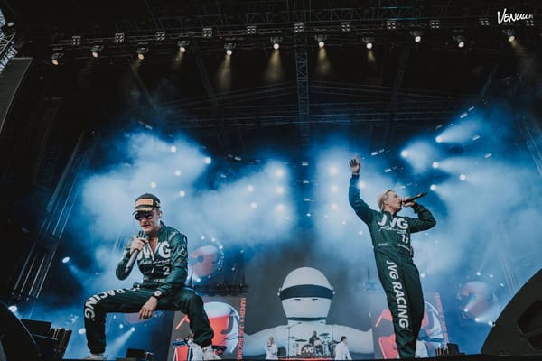 Katso nämä 7 hyvää valokuvaajaa Tampereella tapahtumiin