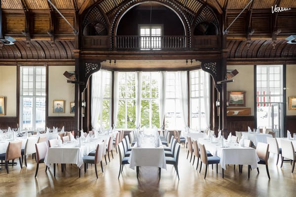 13 parasta hääpaikkaa Pääkaupunkiseudulla kartanoista merimaisemiin